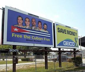 El rostro de los Cinco Héroes Cubanos en el centro de Miami