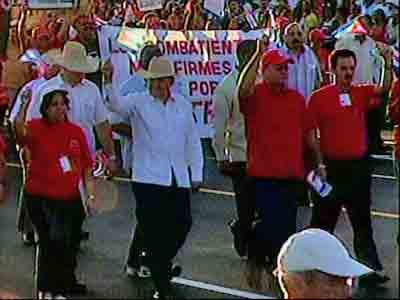 Encabezó Raúl Castro marcha patriótica en Santiago de Cuba